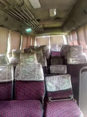 Mitsubishi Baby Rosa 1990 Bus (Used)