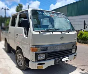Toyota Toyoace 1991 Crew Cab (Used)