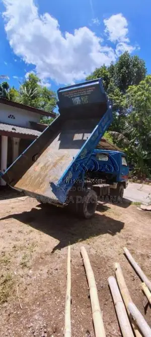 Isuzu Tipper 1980 Lorry (Used)