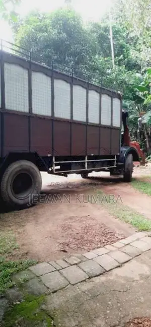Tata 1613 1996 Lorry (Used)