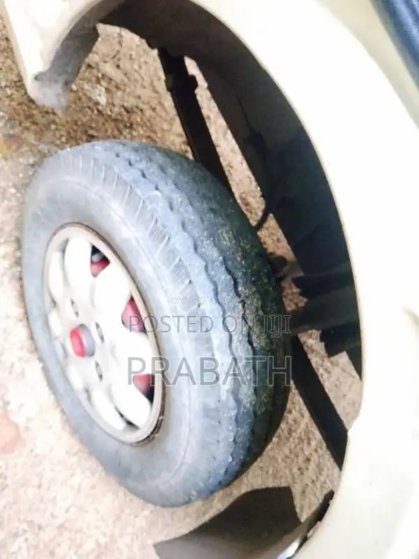 Tata Dimo Batta 2010 Lorry (Used)