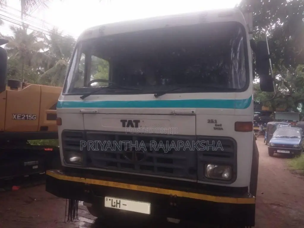 Tata 2516 2010 Lorry (Used)