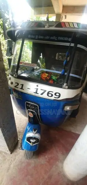 Bajaj 2 Stroke 1992 Three Wheel (Used)