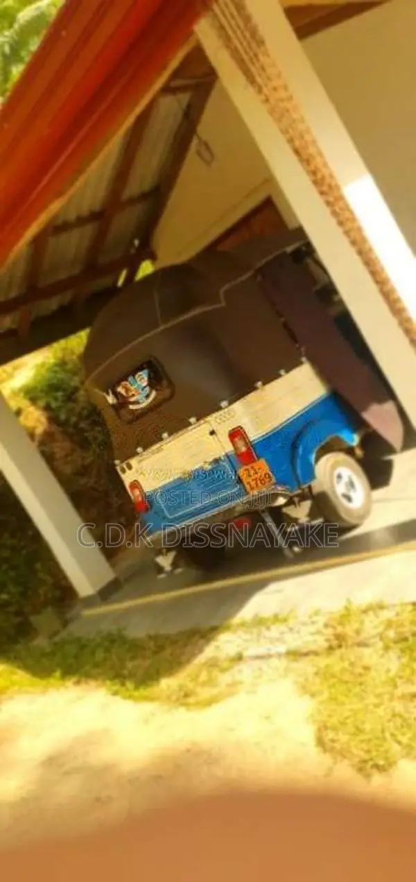 Bajaj 2 Stroke 1992 Three Wheel (Used)