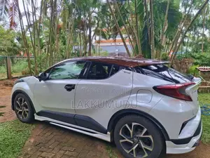 Toyota CHR 2019 SUV (Used)