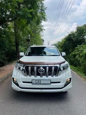 Toyota Land Cruiser 2015 SUV (Used)