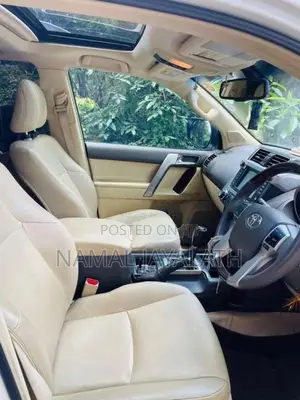 Toyota Land Cruiser 2015 SUV (Used)