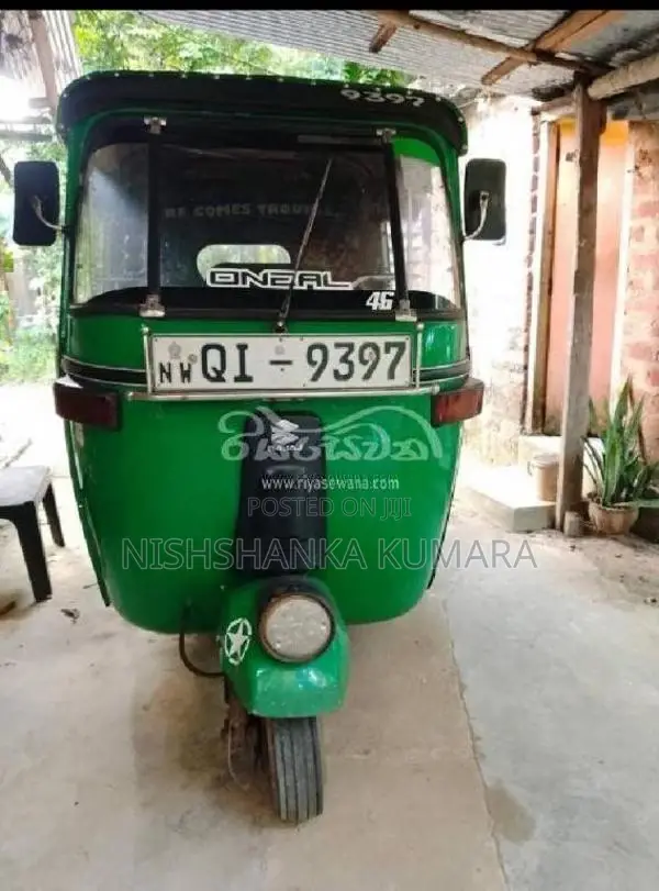 Bajaj 2 Stroke 2016 Three Wheel (Used)