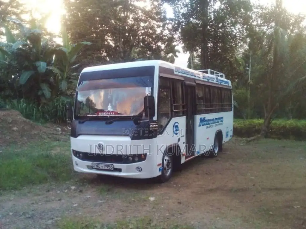 Ashok-Leyland MITR 2016 Bus (Used)
