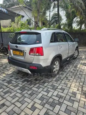 Kia Sorento 2011 SUV (Used)