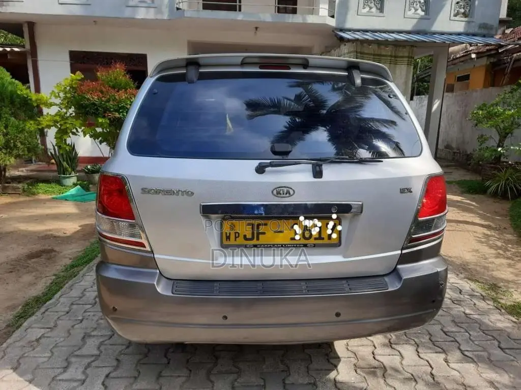 Kia Sorento EX 2004 SUV (Used)