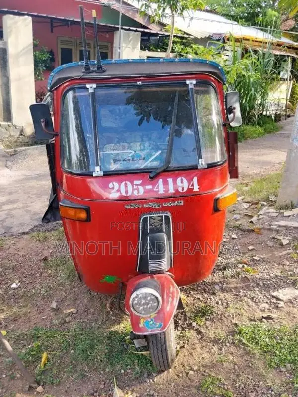 Bajaj RE 2 Stroke 1998 Three Wheel (Used)