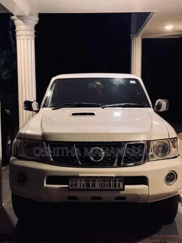 Nissan Patrol 2013 SUV (Used)