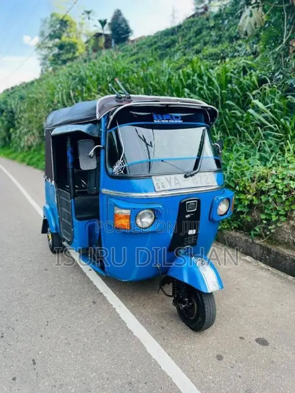 Bajaj Re 4 Stroke 2010 Three Wheel (Used)