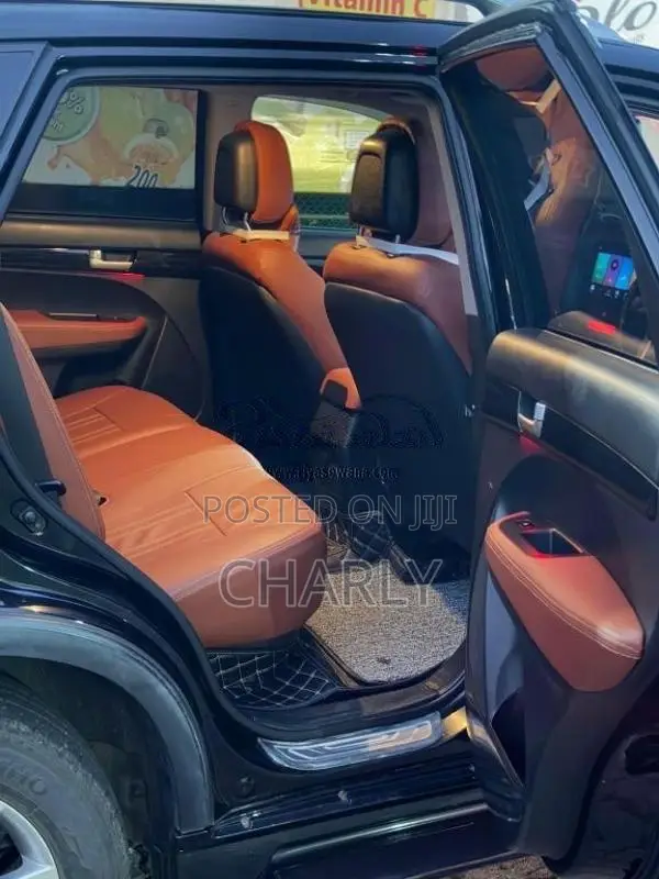 Kia Sorento 2011 SUV (Used)