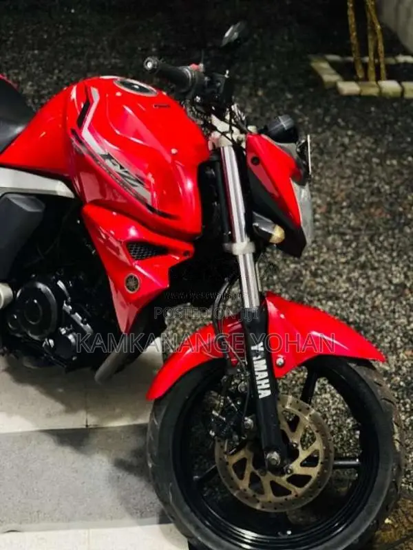 Yamaha FZ 2017 Motorbike (Used)