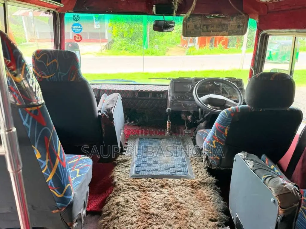 Toyota Coaster 1989 Bus (Used)