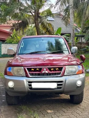 Mitsubishi Montero 2004 SUV (Used)