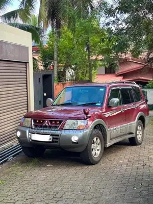 Mitsubishi Montero 2004 SUV (Used)