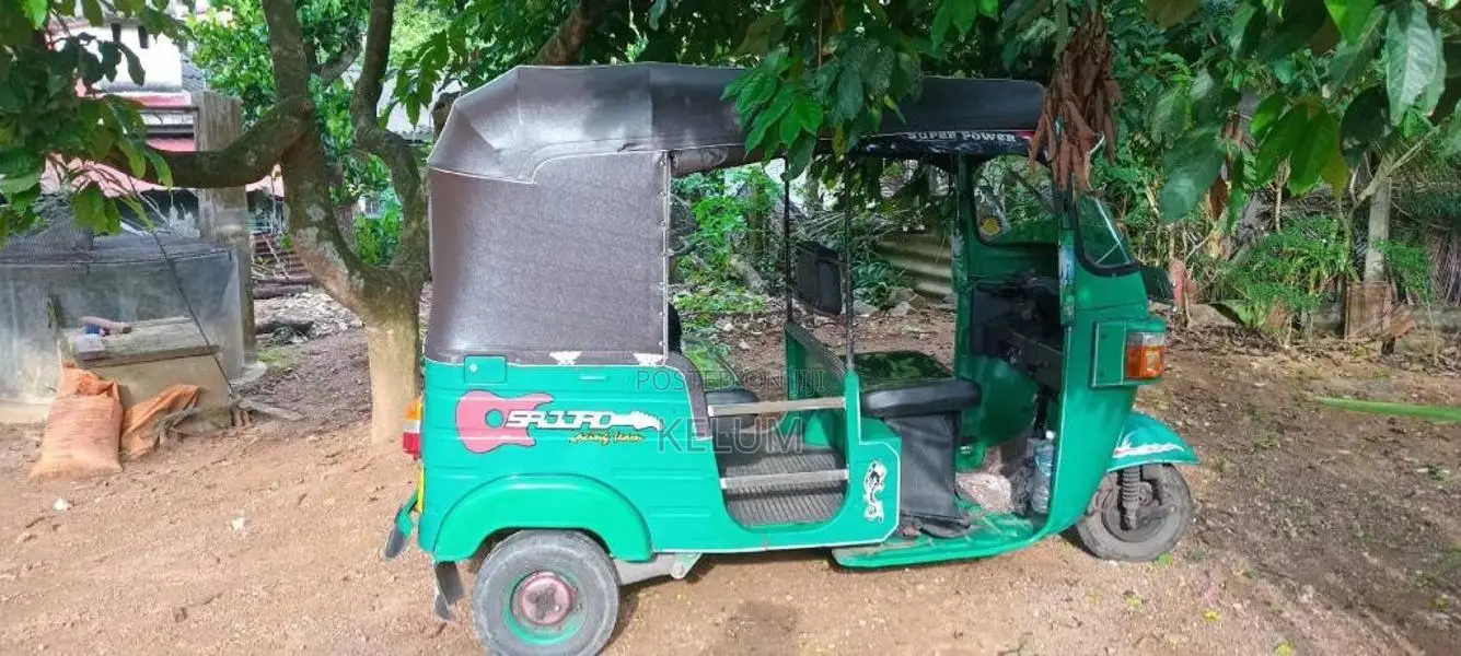 Bajaj RE 205 2013 Three Wheel Brand New
