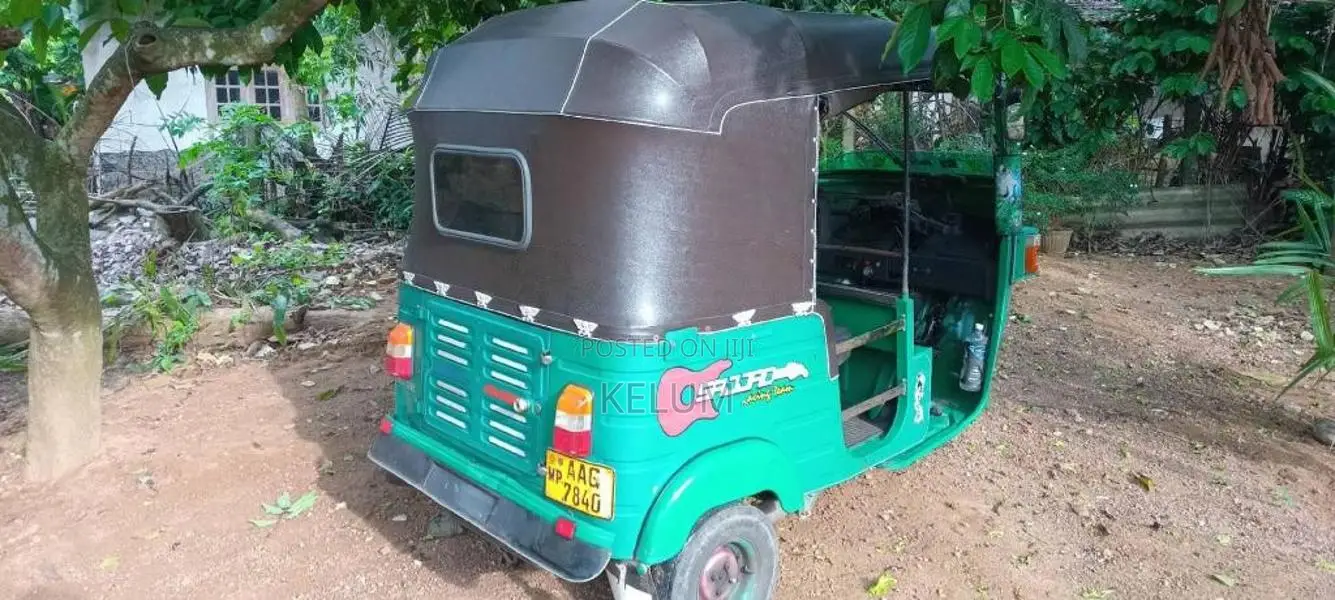 Bajaj RE 205 2013 Three Wheel Brand New