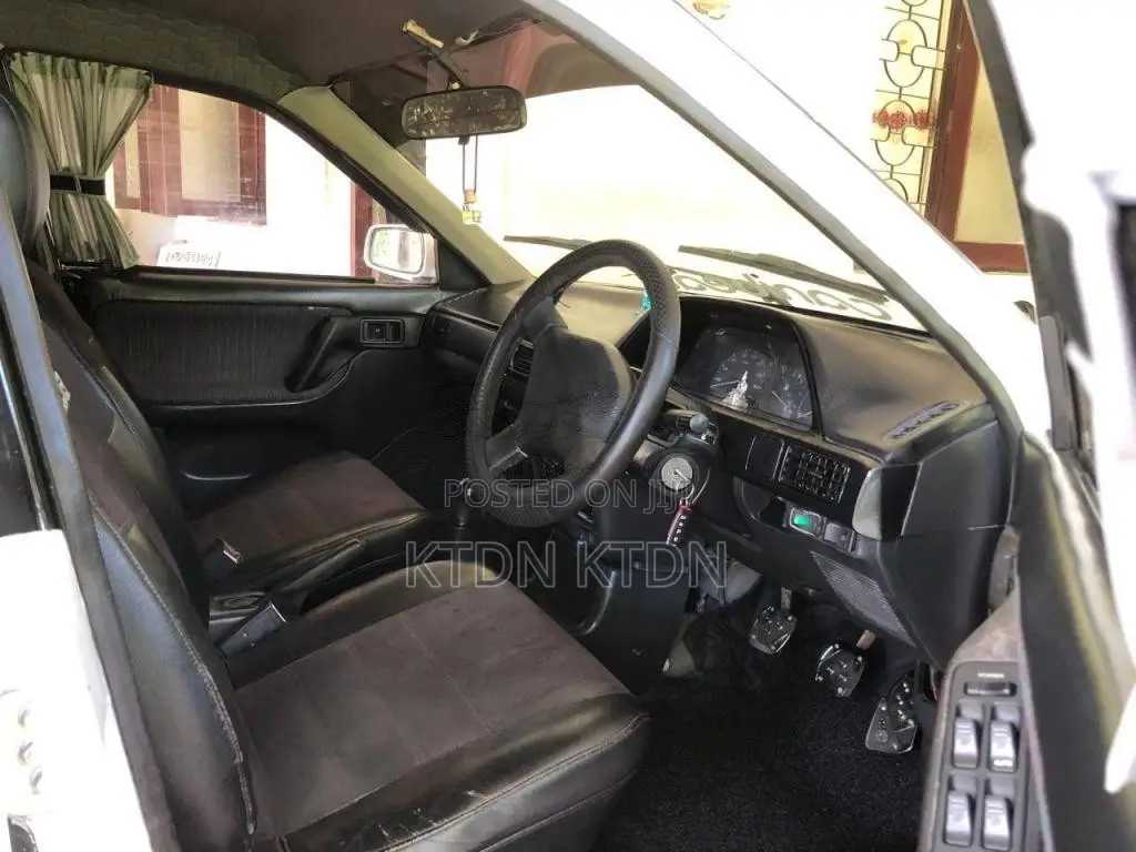 Mazda Familia BG5P 1989 Car (Used)