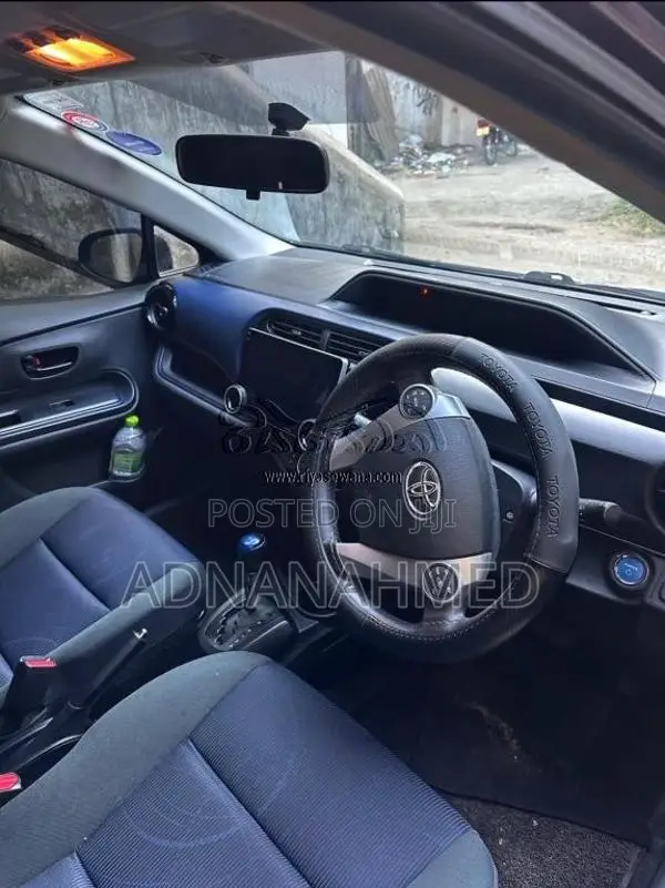 Toyota Aqua Urban Limited 2015 Car (Used)
