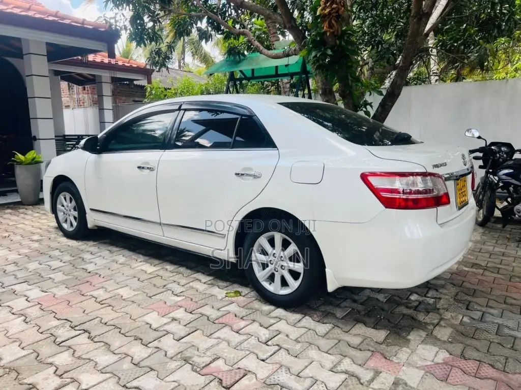 Toyota Premio G Superior 2013 Car (Used)