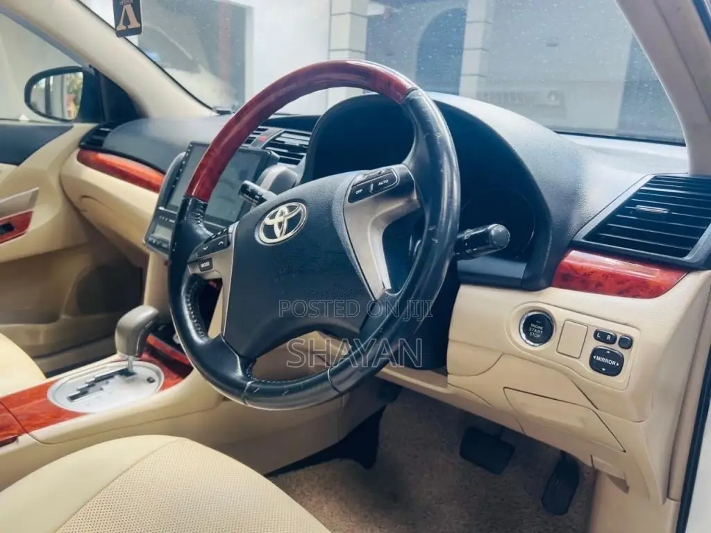 Toyota Premio G Superior 2013 Car (Used)