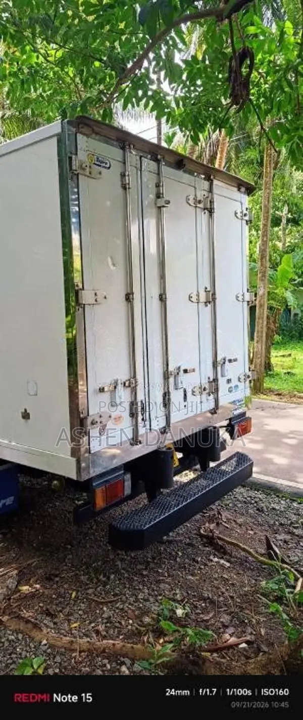 Isuzu NPR 85 4jj1 2015 Lorry (Used)
