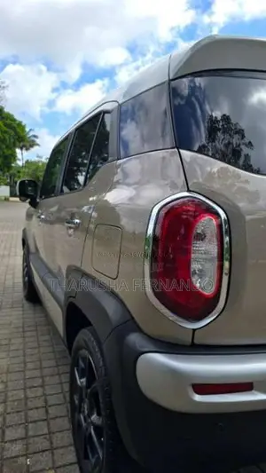 Suzuki Xbee MZ 2018 SUV (Used)