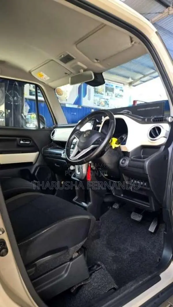 Suzuki Xbee MZ 2018 SUV (Used)