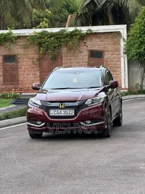 Honda Vezel 2014 SUV (Used)