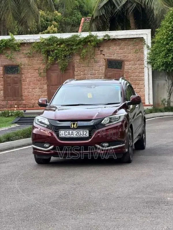 Honda Vezel 2014 SUV (Used)