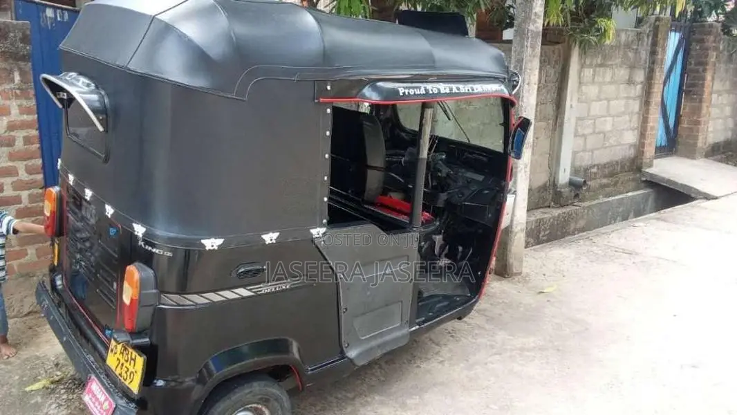 TVS King 2012 Three Wheel (Used)