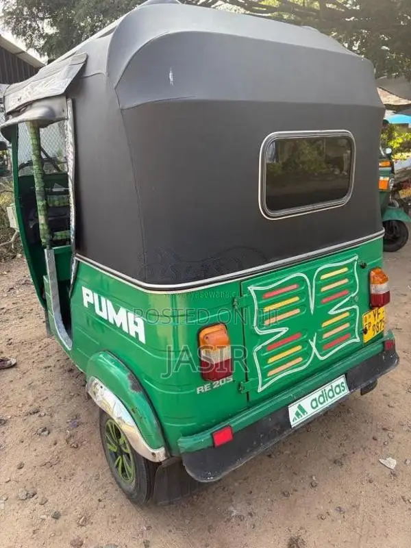Bajaj RE 4 Stroke 2010 Three Wheel (Used)