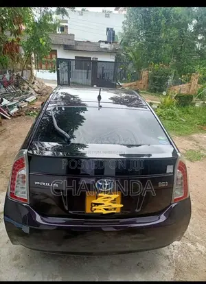Toyota Prius 2014 Car (Used)