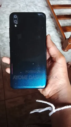 Vivo Y93 128 GB Blue