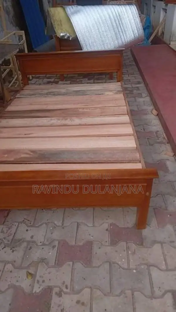 Actoniya Bed 6”3