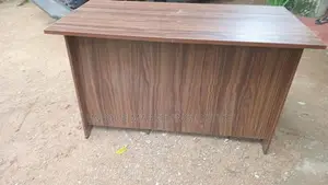 Modern 4x2 Ft Melamine Dark Office Table