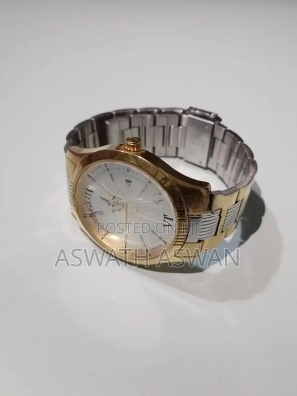 Titan Quartz Wristwatch