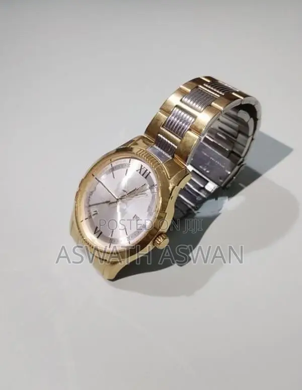 Titan Quartz Wristwatch