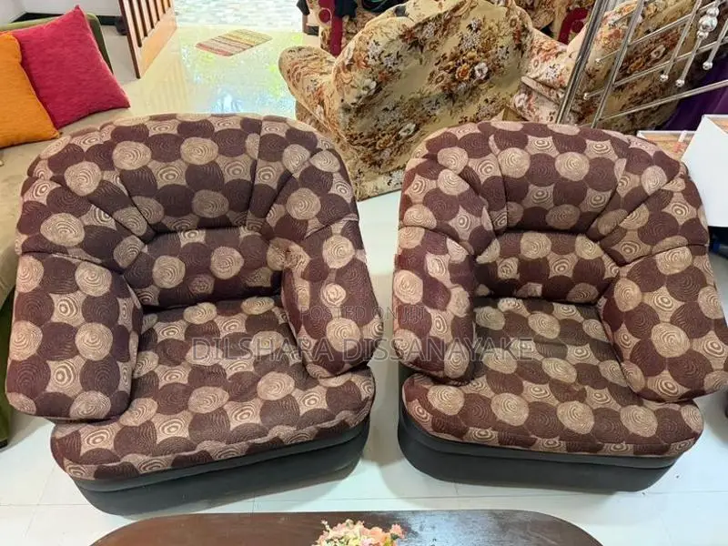 Damro Sofa Set