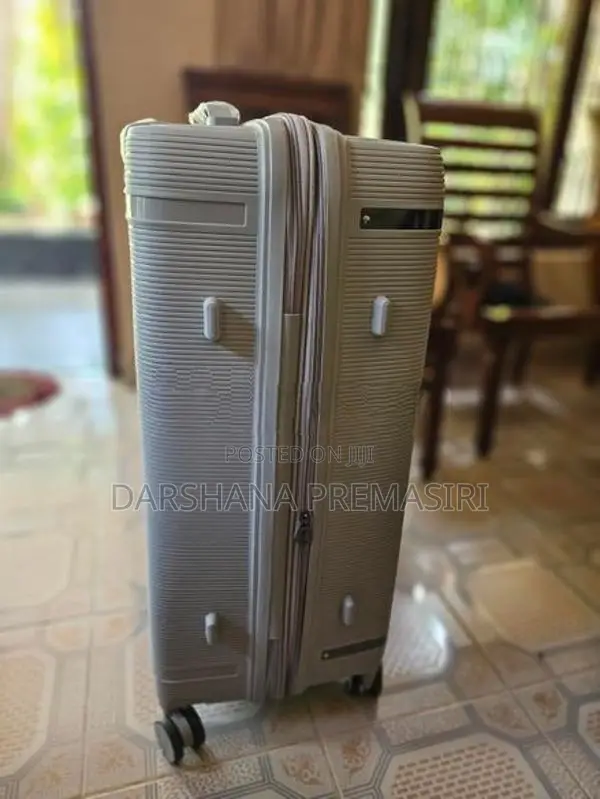 Trolly Bag / Luggage - Brand -Rapido