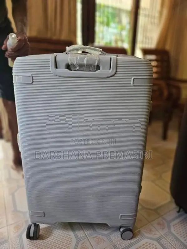 Trolly Bag / Luggage - Brand -Rapido