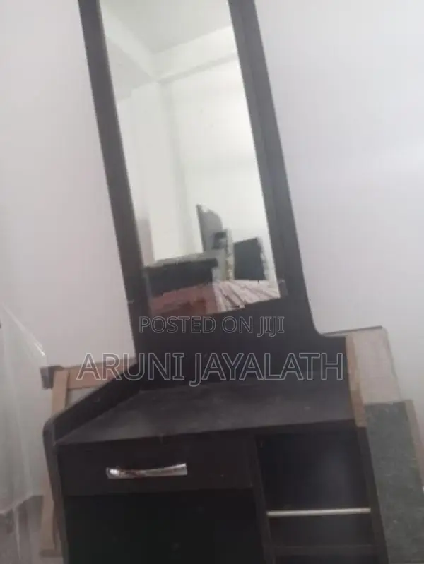 Damro Used Dressing Table