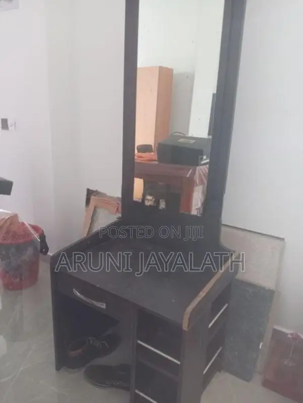 Damro Used Dressing Table