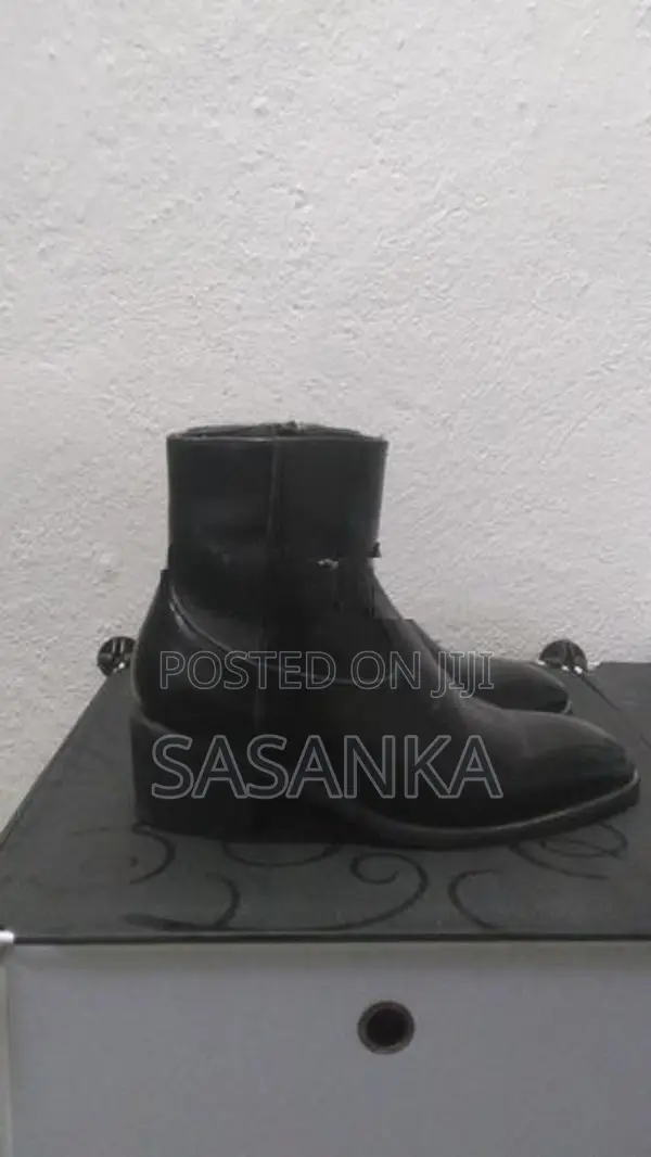 Chelsea Boots