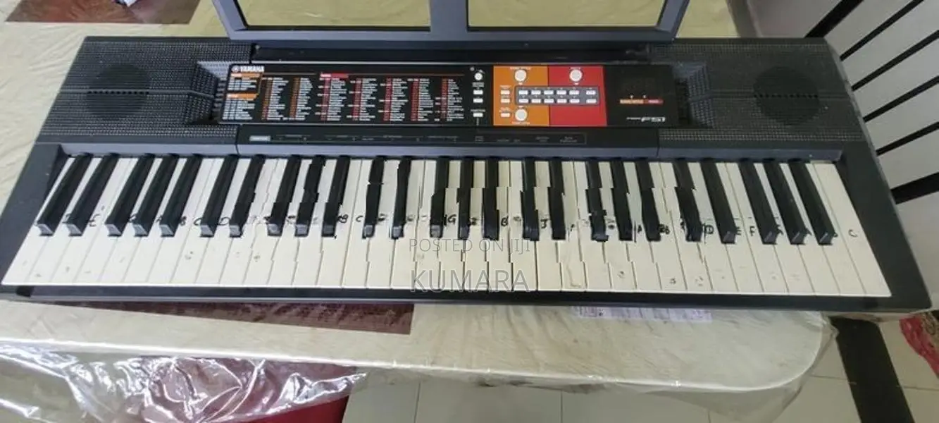 Yamaha PSR F51 Keyboard