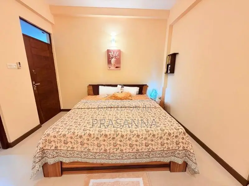Damro King Size Bed